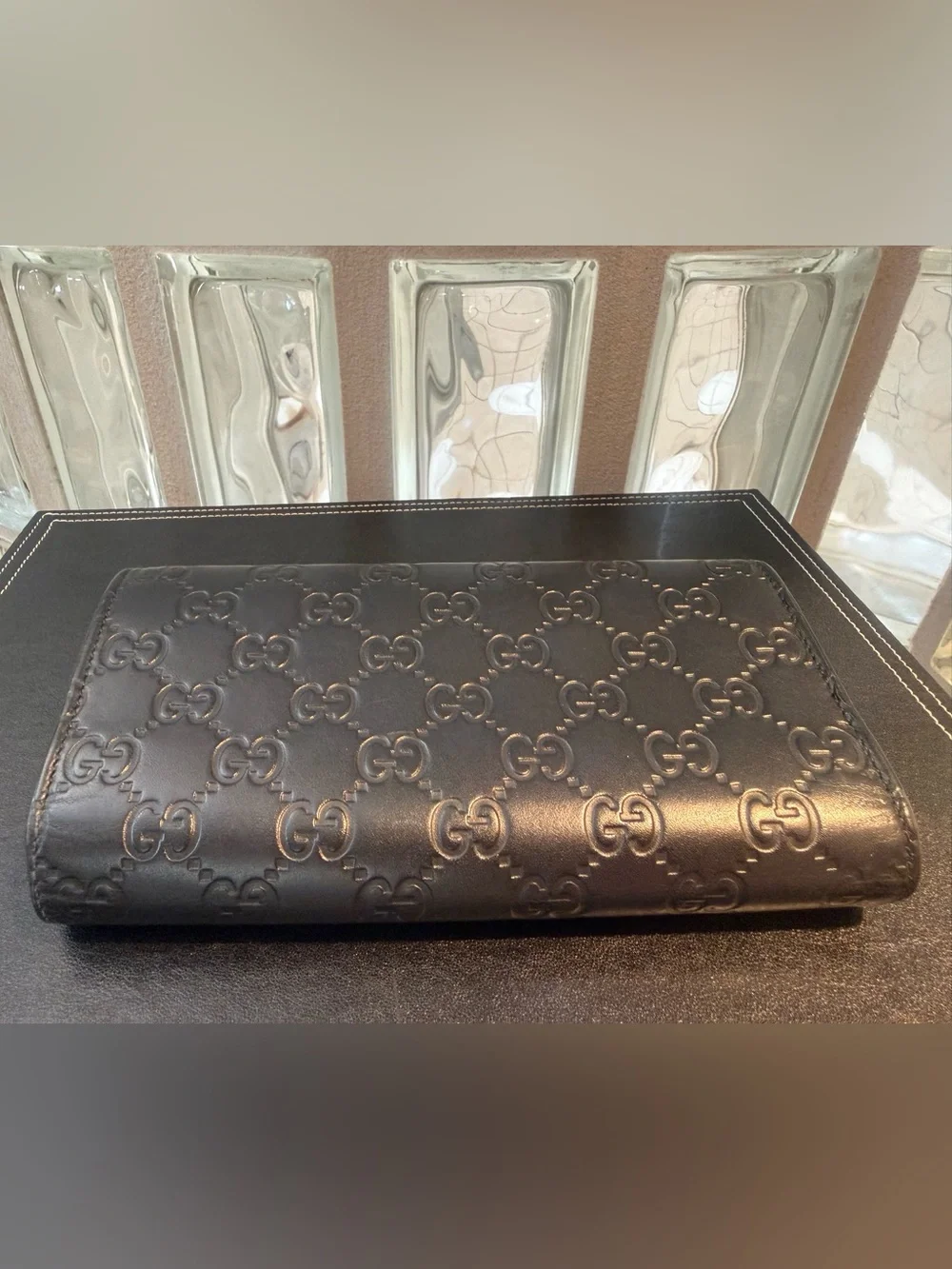 Gucci Black Guccissima Leather Bow Flap Continental Wallet. EUC.